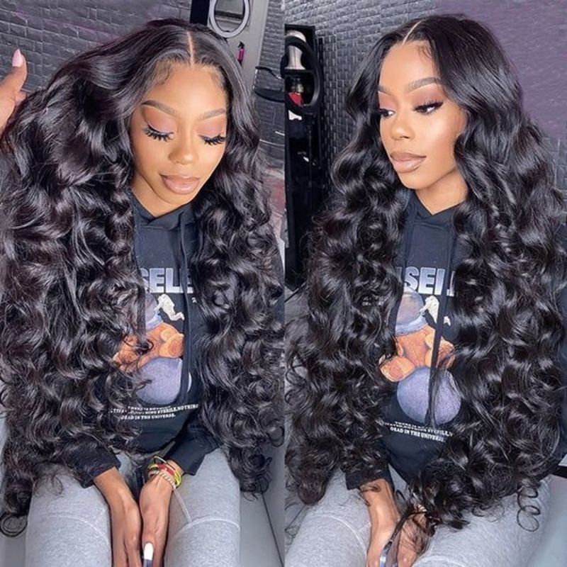 Loose Wave 13*4 Undetectable Lace Frontal Wig Natural Hairline Glueless Wig